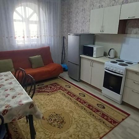 Уютная Квартира Комфорт Класса76 Astana Exterior foto